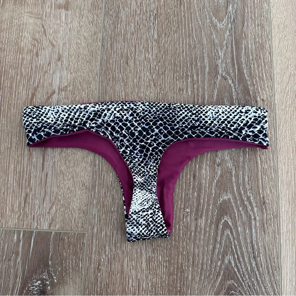 Reversible Snake-Print Bikini Bottom in Black & Purple